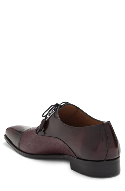 Mezlan Textured Oxford In Burgundy