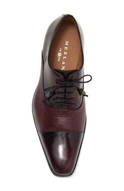 Mezlan Textured Oxford In Burgundy