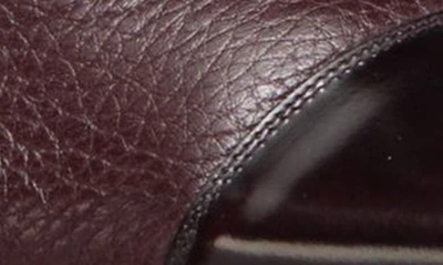 Mezlan Textured Oxford In Burgundy