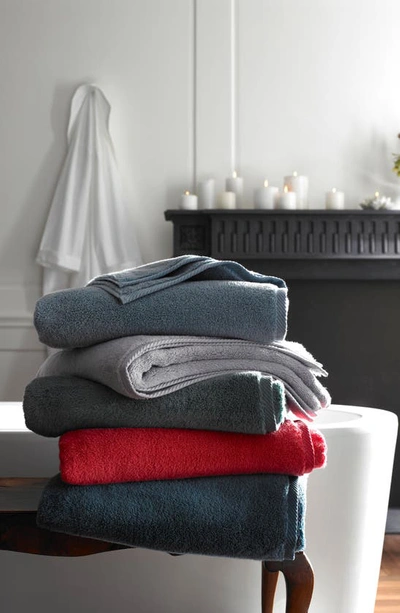 Matouk Milagro Bath Mat In Navy