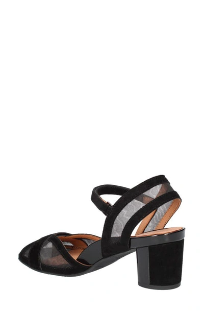 L'amour Des Pieds Mahiya Block Heel Sandal In Black
