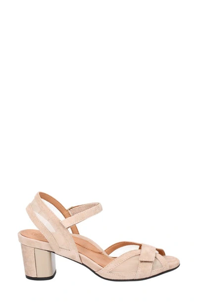 L'amour Des Pieds Mahiya Block Heel Sandal In Taupe