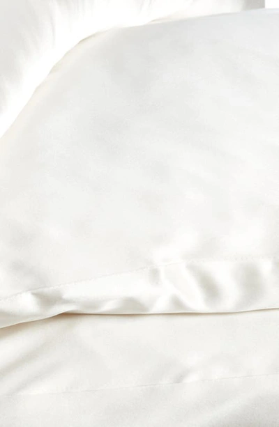 Shop Lunya Washable Silk Duvet Cover In Tranquil White