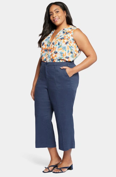 Nydj Utility Wide Leg Capri Linen Blend Pants In Oxford Navy