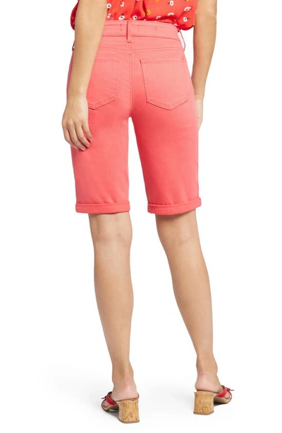 Nydj Briella Cuffed Bermuda Shorts In Red Fox