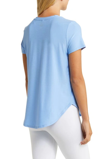 Shop Beyond Yoga On The Down Low T-shirt In Flower Blue Heather