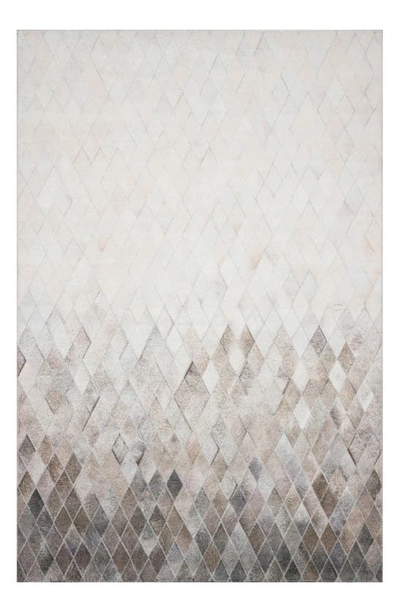 Loloi Maddox Collection Rug In Sand / Taupe