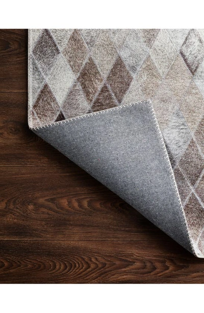 Loloi Maddox Collection Rug In Sand / Taupe
