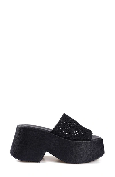 Zigi Artisan Melina Platform Sandal In Black Fabric