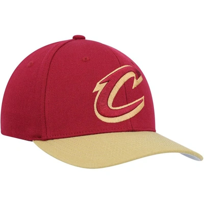 Shop Mitchell & Ness Wine/gold Cleveland Cavaliers Mvp Team Two-tone 2.0 Stretch-snapback Hat In Red