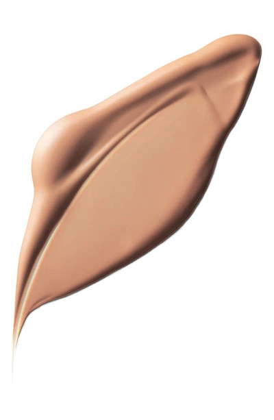 Clé De Peau Beauté Radiant Fluid Matte Foundation Spf 20 In B40 - Light Tan Beige