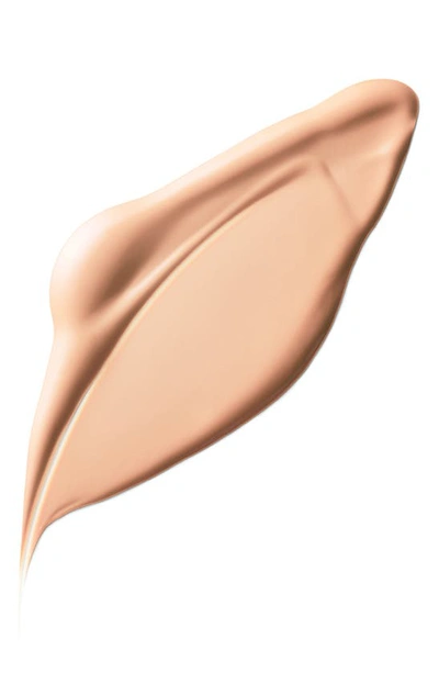 Clé De Peau Beauté Cle De Peau Beaute Radiant Fluid Foundation Matte Broad Spectrum Spf 20 Sunscreen 1.1 Oz. In O20 - Light Medium Ocher
