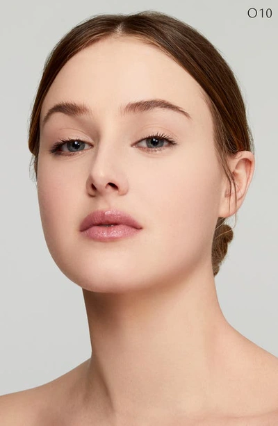 Clé De Peau Beauté Cle De Peau Beaute Radiant Fluid Foundation Matte Broad Spectrum Spf 20 Sunscreen 1.1 Oz. In O10 - Light Ocher