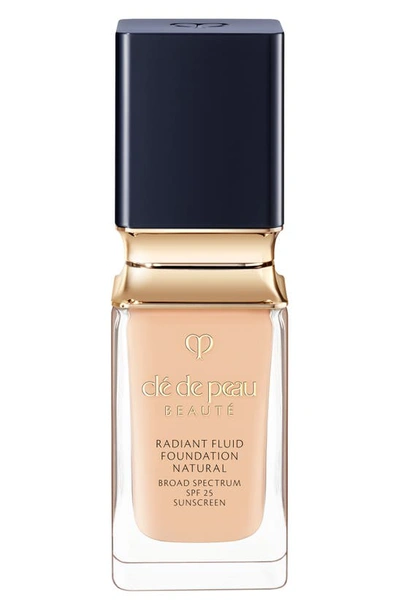 Clé De Peau Beauté Radiant Fluid Natural Foundation In O20 - Light Medium Ocher