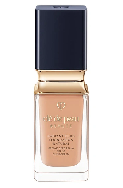 Shop Clé De Peau Beauté Beauté Radiant Fluid Natural Foundation In B30 - Medium Beige