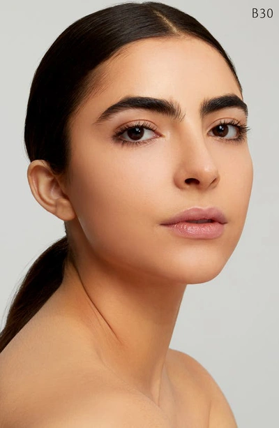 Clé De Peau Beauté Radiant Fluid Natural Foundation In B30 - Medium Beige