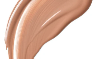 Clé De Peau Beauté Radiant Fluid Natural Foundation In B50 - Tan Beige