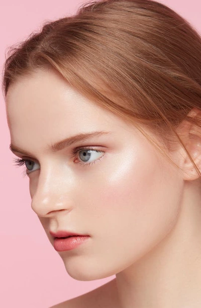 Clé De Peau Beauté Cle De Peau Beaute The Luminizing Face Enhancer In 201 - Twilight's Glow