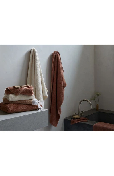 Coyuchi Cloud Loom™ Organic Cotton Bath Essentials In Praline