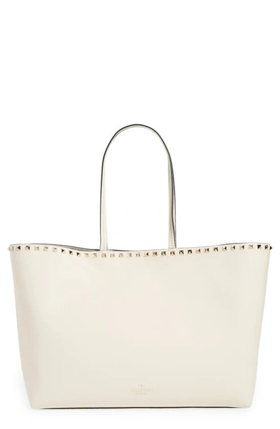 Rockstud Grainy Calfskin Tote Bag for Woman in Light Ivory