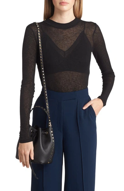 Valentino Garavani Valentino Rockstud Grainy Leather Bucket Bag In Black