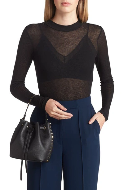 Valentino Garavani Valentino Rockstud Grainy Leather Bucket Bag In Black