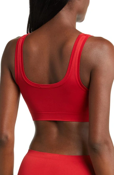 Hanro Touch Feeling Crop Top In Garnet Red