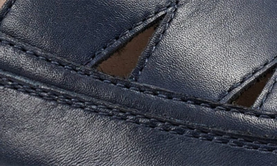 Easy Spirit Daisie Flat In Dark Blue