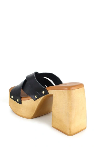 Shop Zigi Suriel Platform Slide Sandal In Blk Leathe