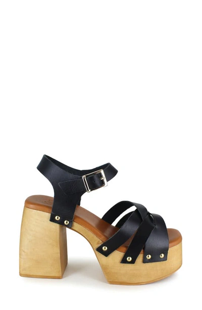 Shop Zigi Marcy Platform Sandal In Blk Leathe