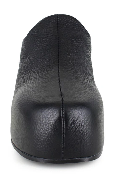 Zigi Kristen Platform Clog In Black Leather