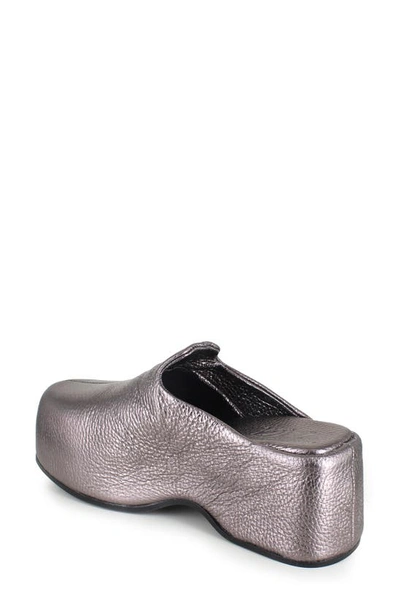 Zigi Kristen Platform Clog In Pewter Leather