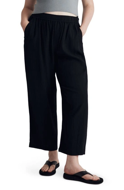 Madewell Crinkled Straight Leg Crop Crepe Pants In True Black