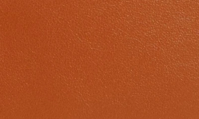 Shop Chloé Sense Leather Card Case In 247 Caramel