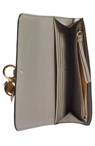 Shop Chloé Alphabet Leather Wallet In Cashmere Grey