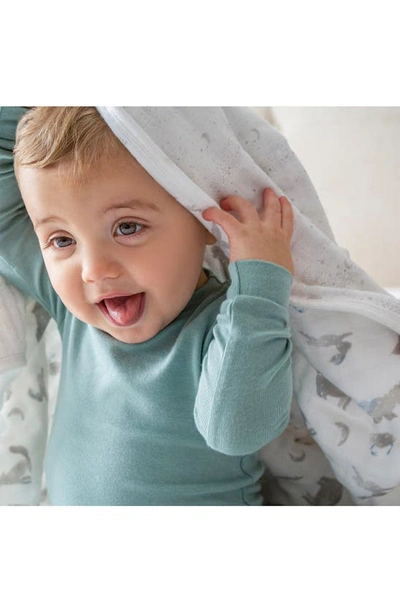 Aden + Anais Dream Organic Cotton Muslin Blanket In Map The Stars Grey