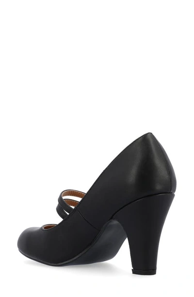 Journee Collection Journee Women's Wide Width Windy Pumps In Black