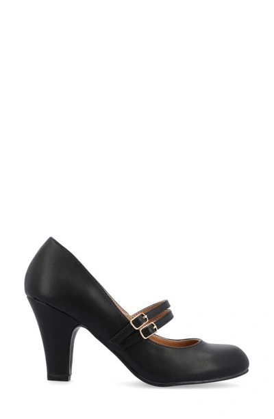 Journee Collection Journee Women's Wide Width Windy Pumps In Black