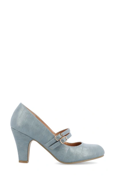 Journee Collection Windy Pump In Blue