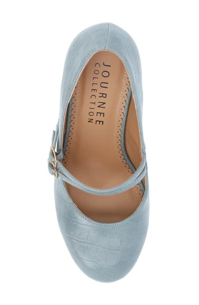Journee Collection Windy Pump In Blue