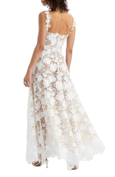 Shop Oscar De La Renta Floral Lace Gown In White