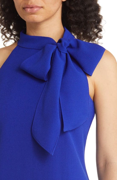 Vince Camuto Crepe Buckle Neck Shift Dress In Cobalt