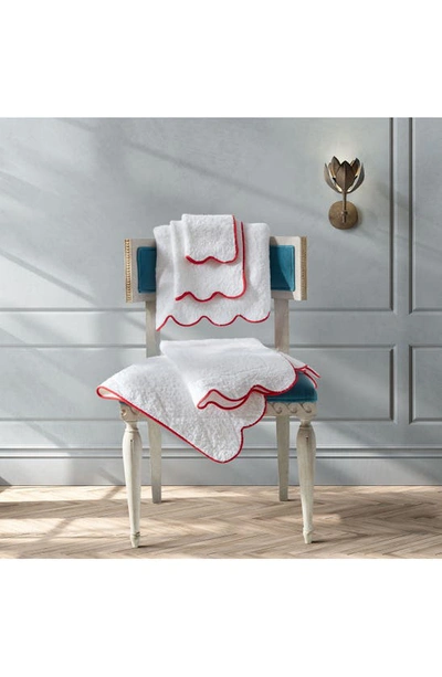 Matouk Cairo Scalloped Edge Cotton Bath Towel In Navy