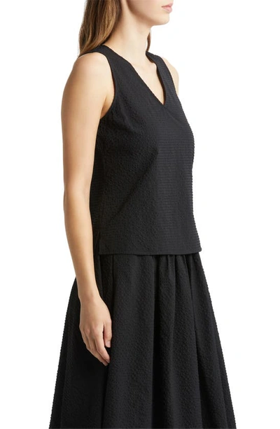 Shop Nordstrom Textured Sleeveless Blouse In Black