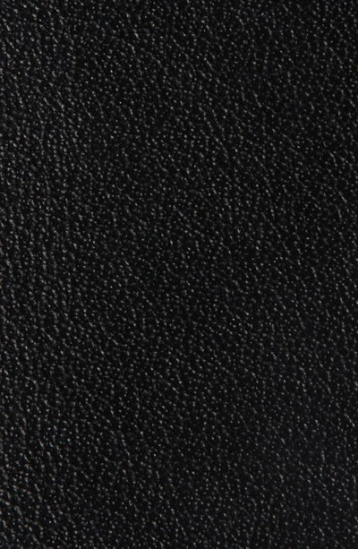 Petit Moments Etched Buckle Belt In Black