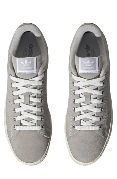 Shop Adidas Originals Stan Smith Sneaker In Grey/ White/ Gum