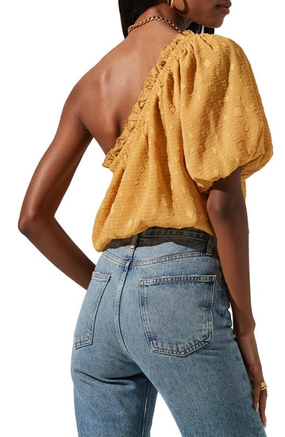 Astr Jacquard One-shoulder Bubble Hem Blouse In Mustard