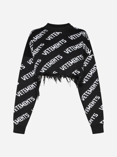 Shop Vetements Monogram Lurex Knit Cropped Sweater In Black,white