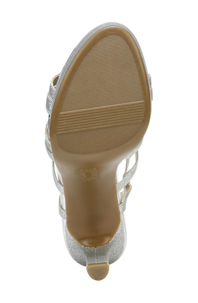 Naturalizer Danya Womens Man Made Glitter Evening Heels In Silver Glitter