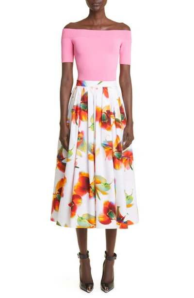 Alexander Mcqueen Off-the-shoulder Knit Top In 5100 Psychedelic Pink